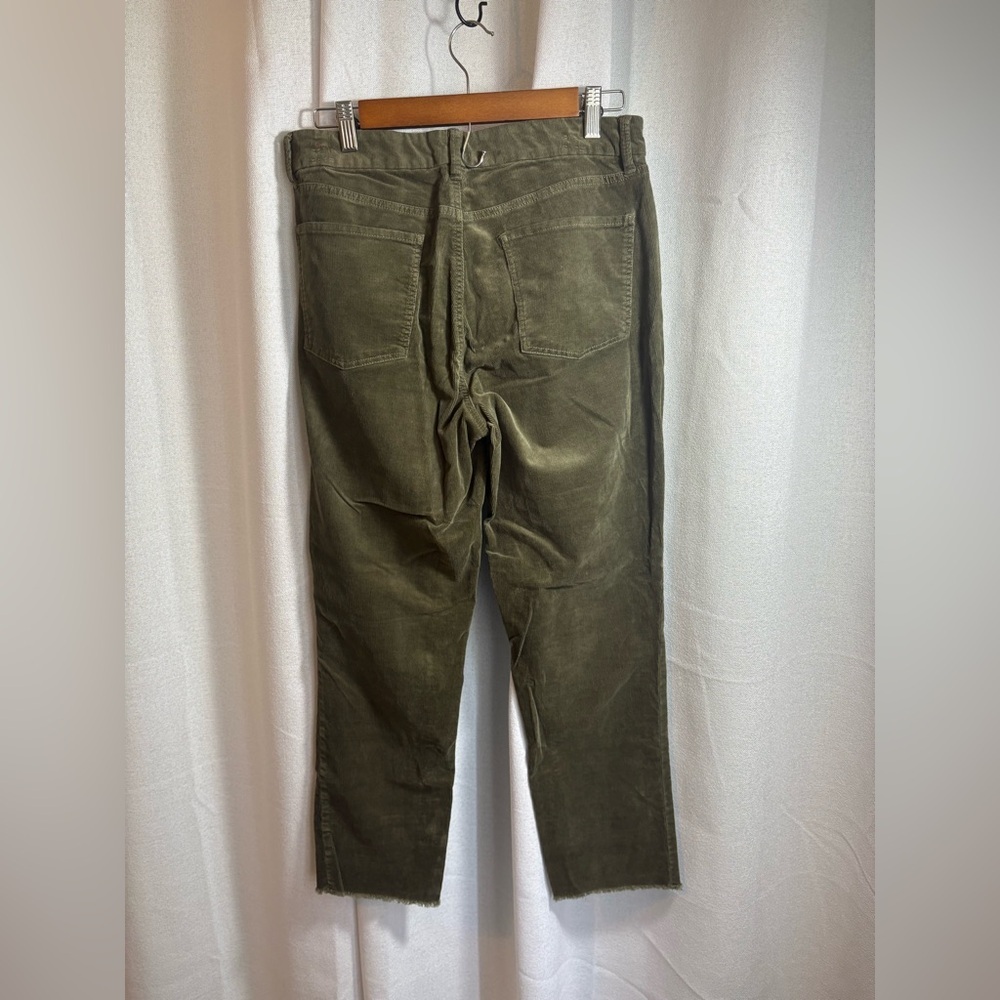 TALBOTS Slim Ankle Corduroy Pant Frayed‎ Hem Curvy Size 8 Olive Green GUC! 0433 - Picture 5 of 10